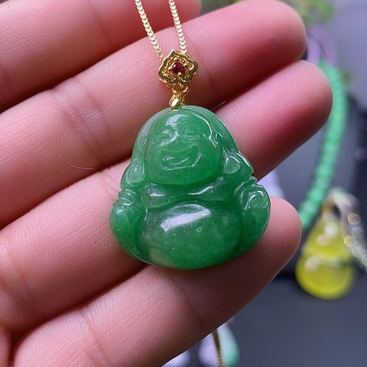 翡翠未镶嵌吊坠(赠链)