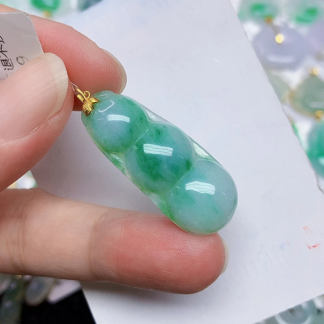 翡翠18K金镶嵌颈饰34789