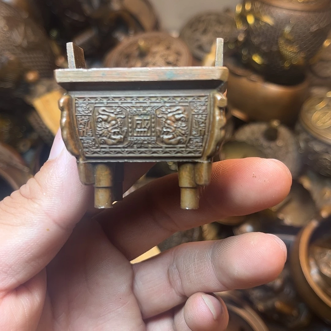 精美铜器工艺品等