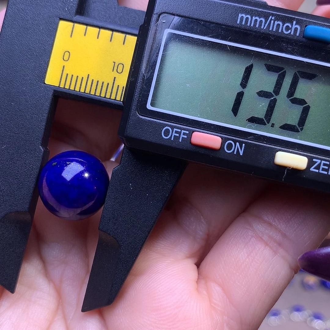 大***帅青金石未镶嵌13.5m黑加仑顶品