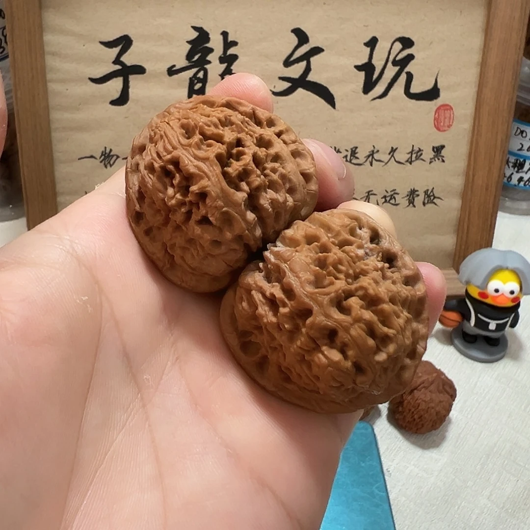 5号文玩核桃40.5尺南疆石