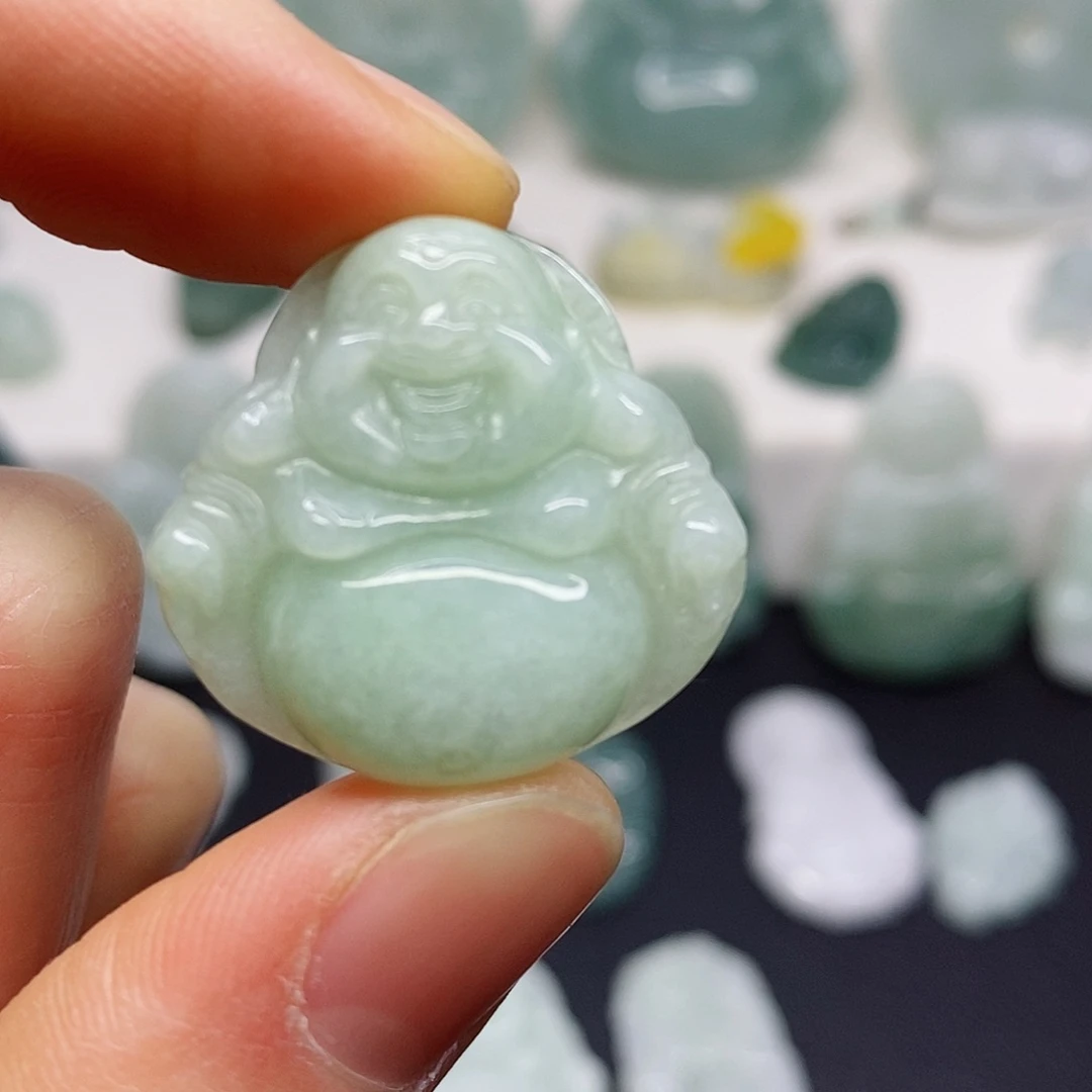 翡翠颈饰未镶嵌吊坠