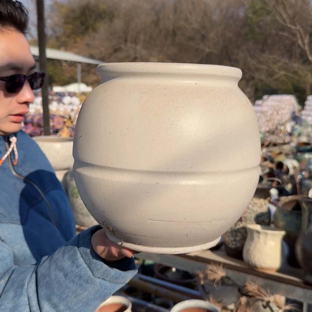 紫砂摆件口18高20一个球白色