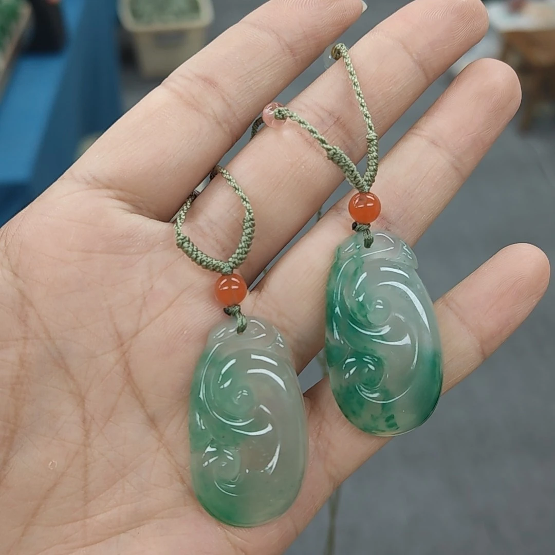 【假一赔三】保真精美山水飘花意境吊坠多样性发一