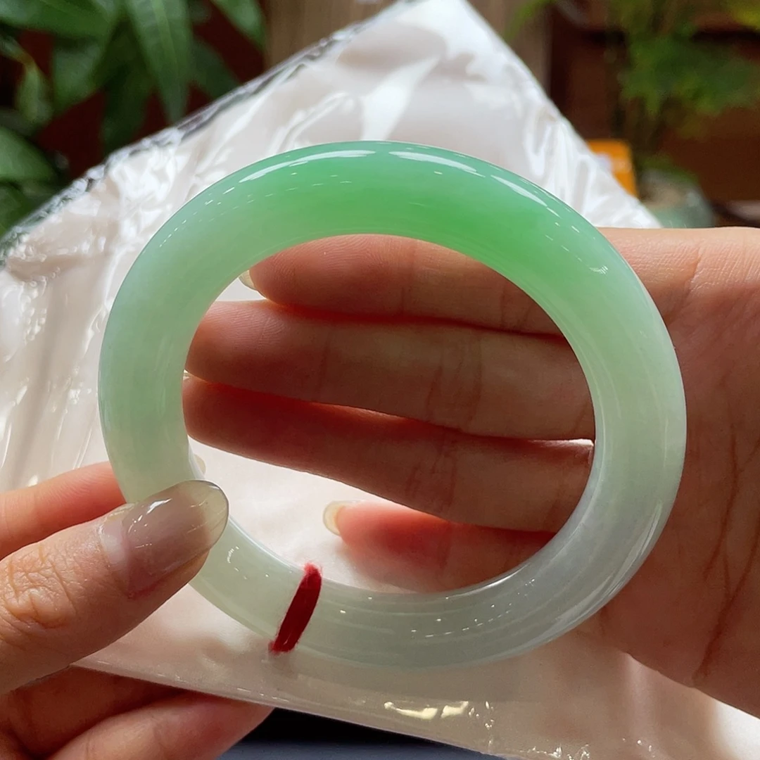 未镶嵌手镯翡翠76 号链接