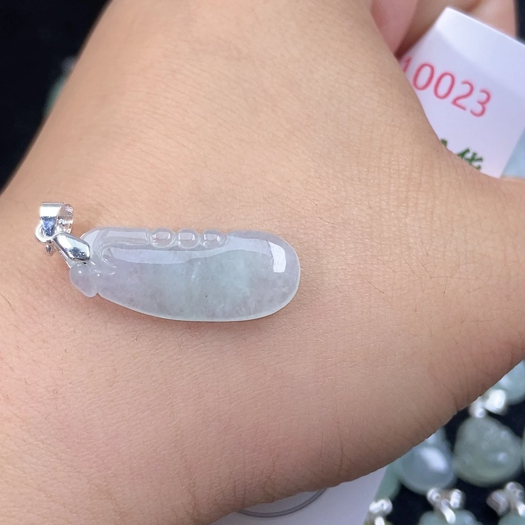 翡翠未镶嵌颈饰天然