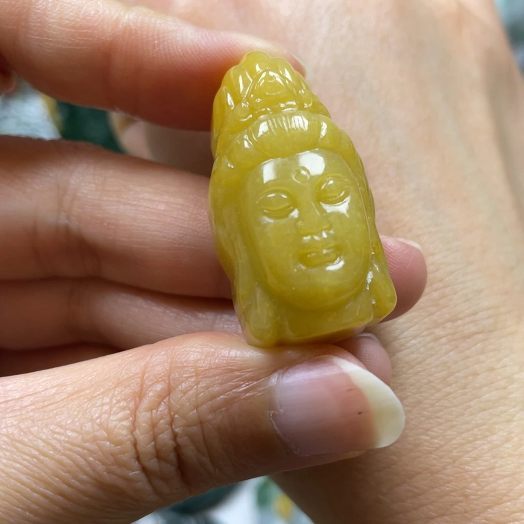 翡翠颈饰未镶嵌牌子