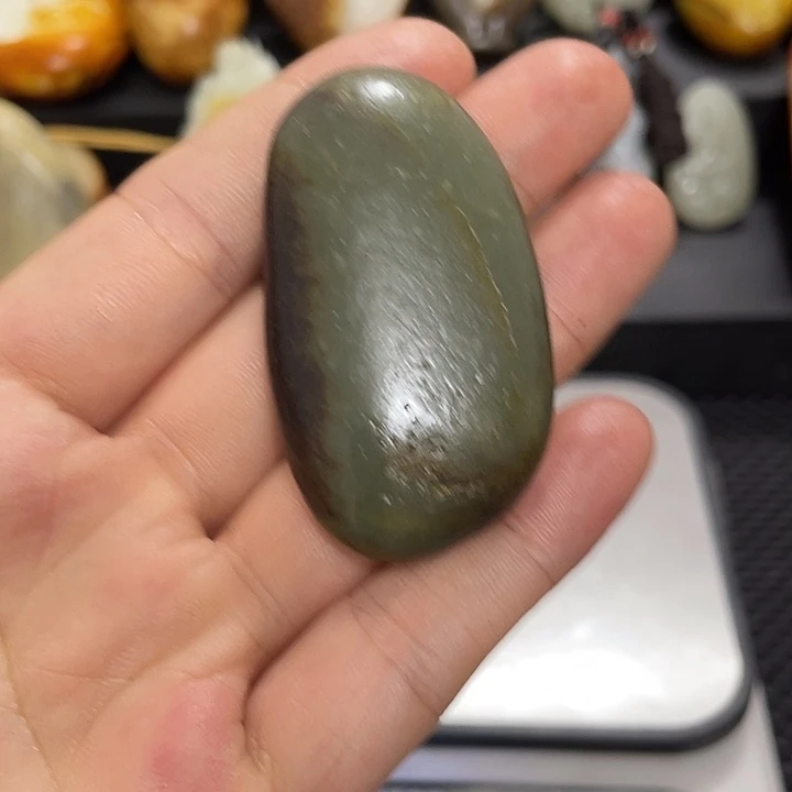 拿***修和田玉（糖玉）未镶嵌挂件