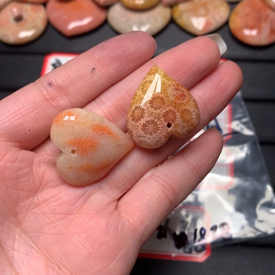 【闪购商品】硅化玉颈饰未镶嵌圈*