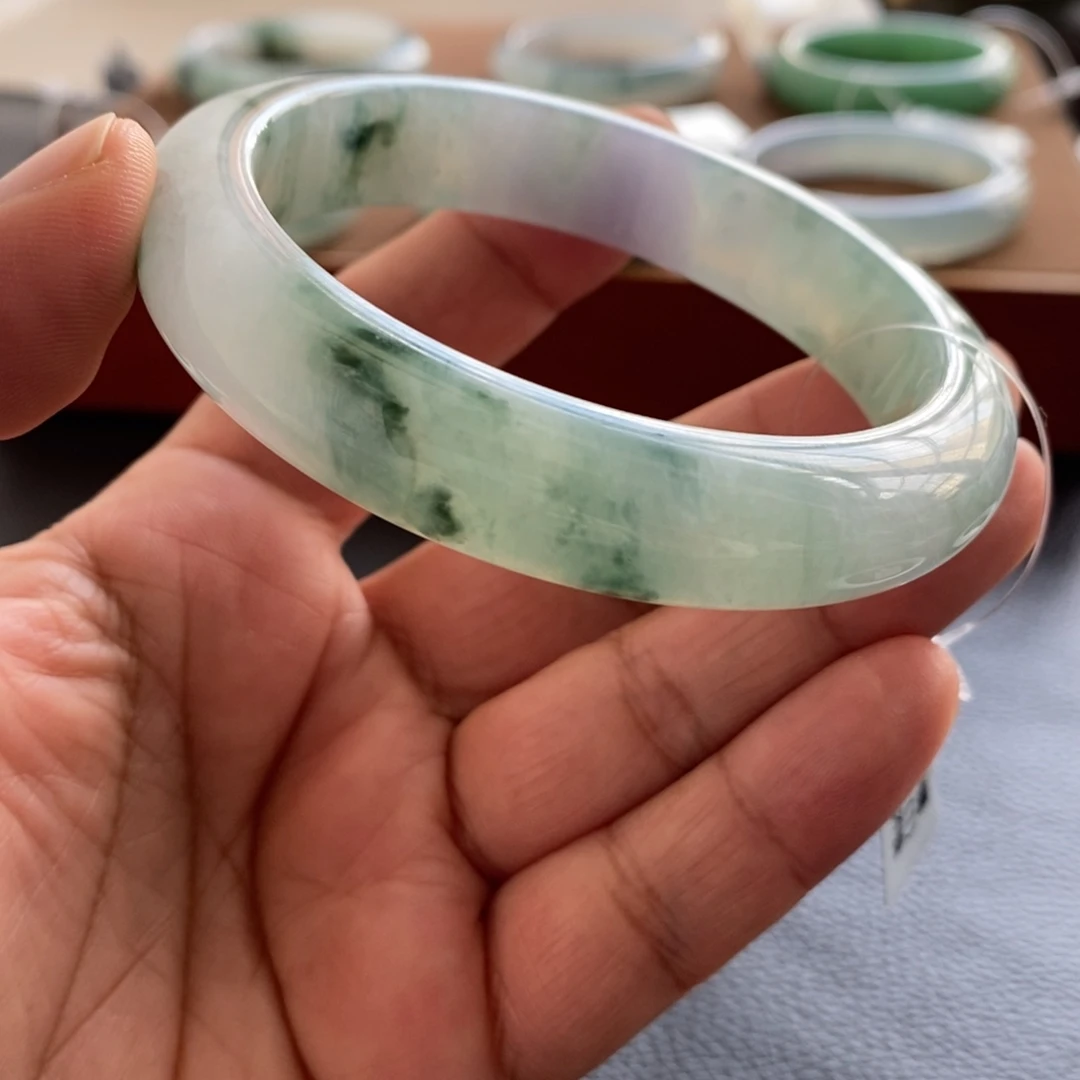 翡翠未镶嵌手镯天然翡翠手镯