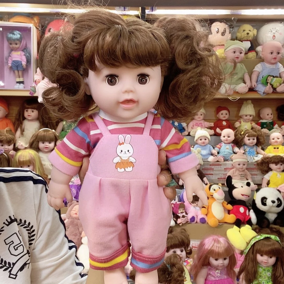 塑料软糖胶娃娃玩具