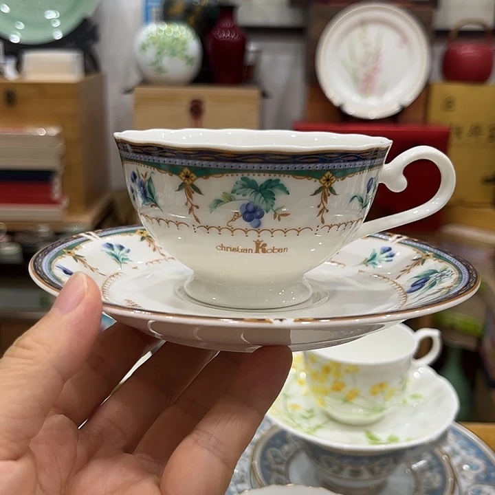 杯西和哈哈哈真的好