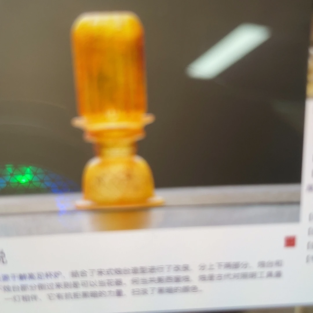 嘉***虞搪瓷杯子里还有很多东西
