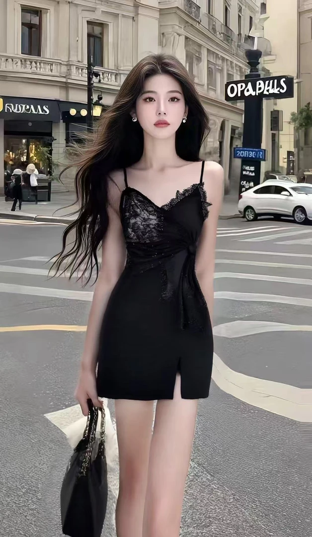 夏季新款时尚气质轻奢知性风黑色V领吊带修身收腰包臀连衣裙女