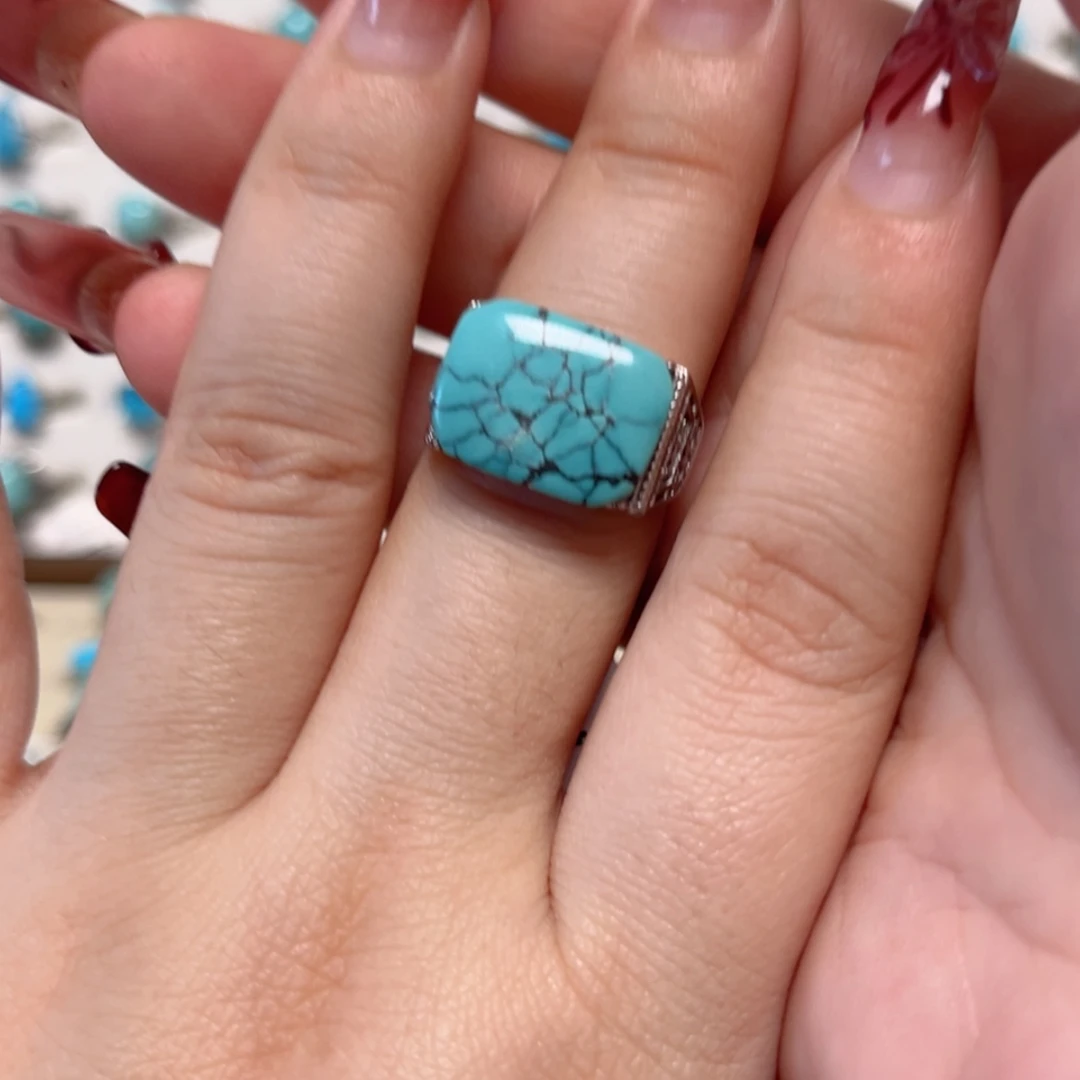 【闪购商品】未镶嵌绿松石珠宝奇石