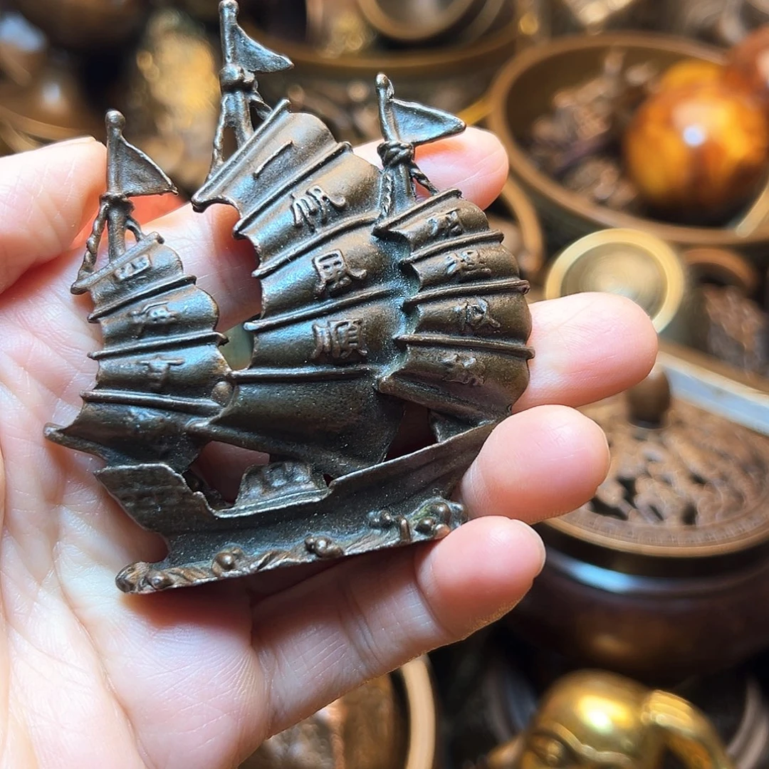 精美铜器工艺品等