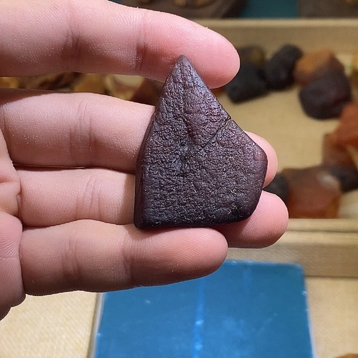 裸石琥珀未镶嵌蜜蜡
