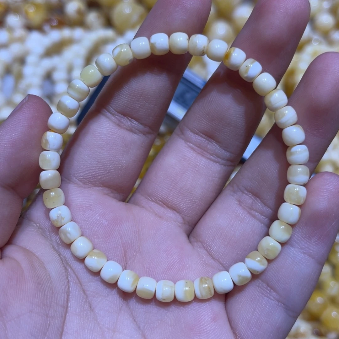 未镶嵌琥珀珠宝奇石5m（微瑕）