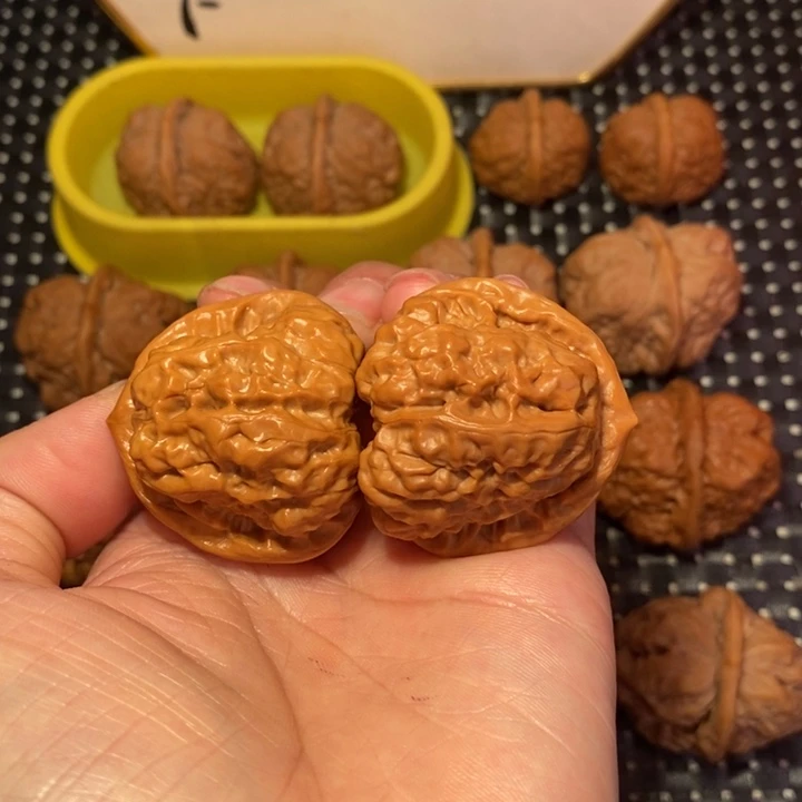 把件文玩核桃四开三角肌肉蛙