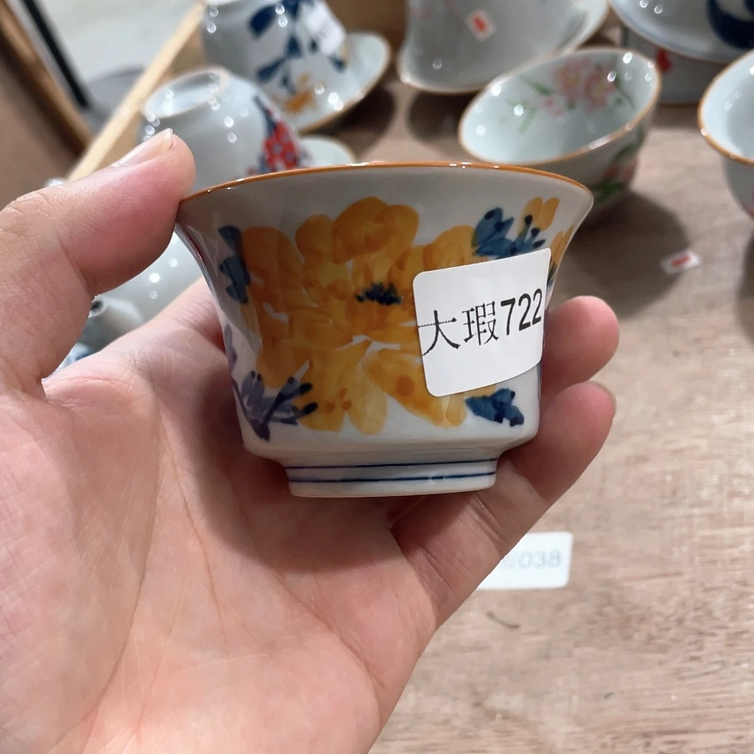 釉下手绘茶具微瑕