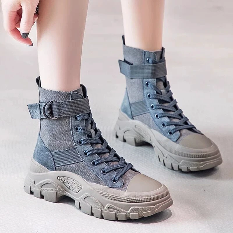 德国专业级户外高帮登山鞋女鞋女春季防滑防水徒步运动越野爬山马