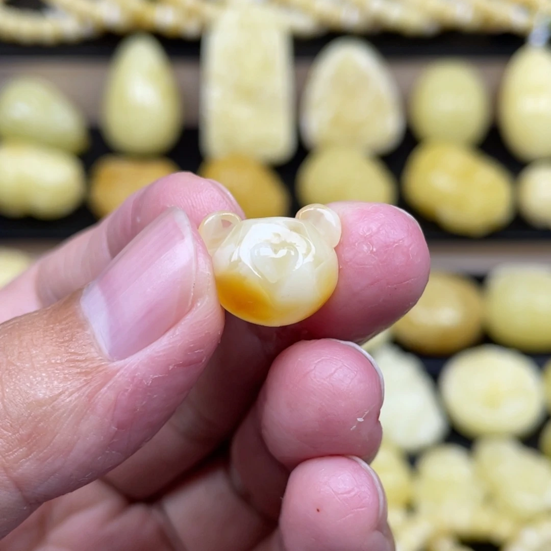 琥珀未镶嵌裸石琥珀蜜蜡