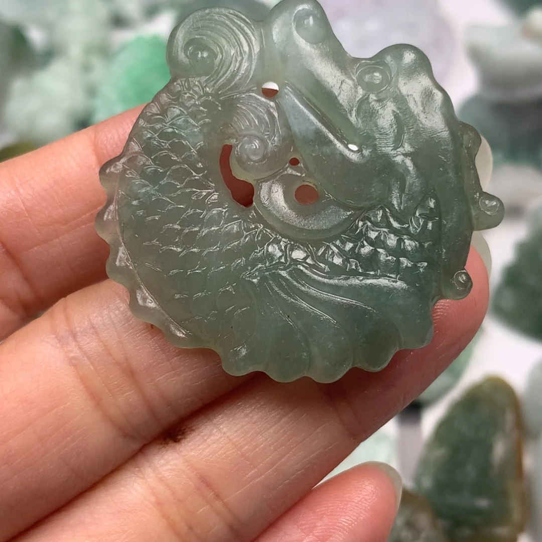 定制翡翠未镶嵌翡翠