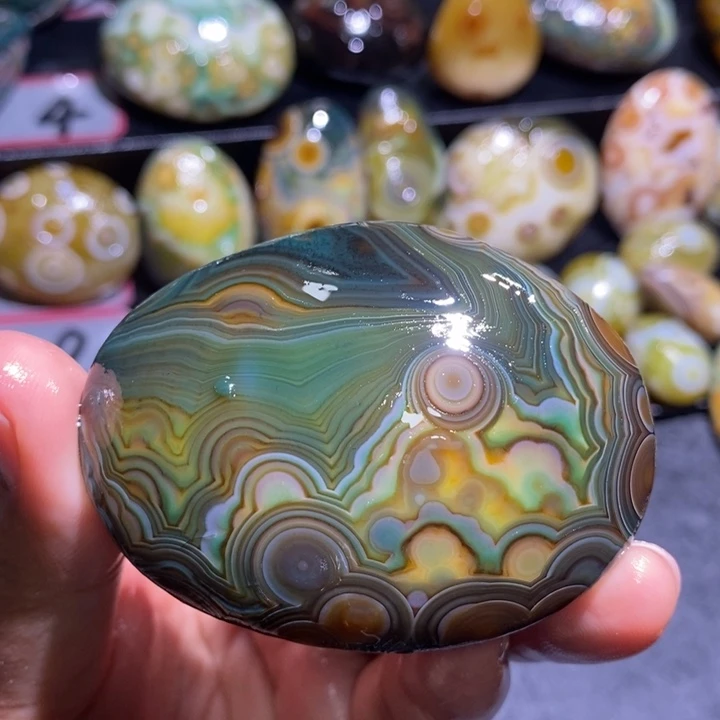 未镶嵌玛瑙/玉髓珠宝奇石