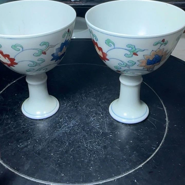 玉***人摆件青花花卉小小摆件