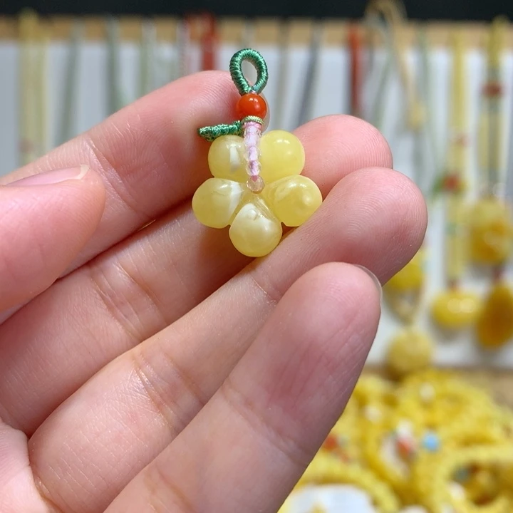 蜜蜡未镶嵌裸石配饰