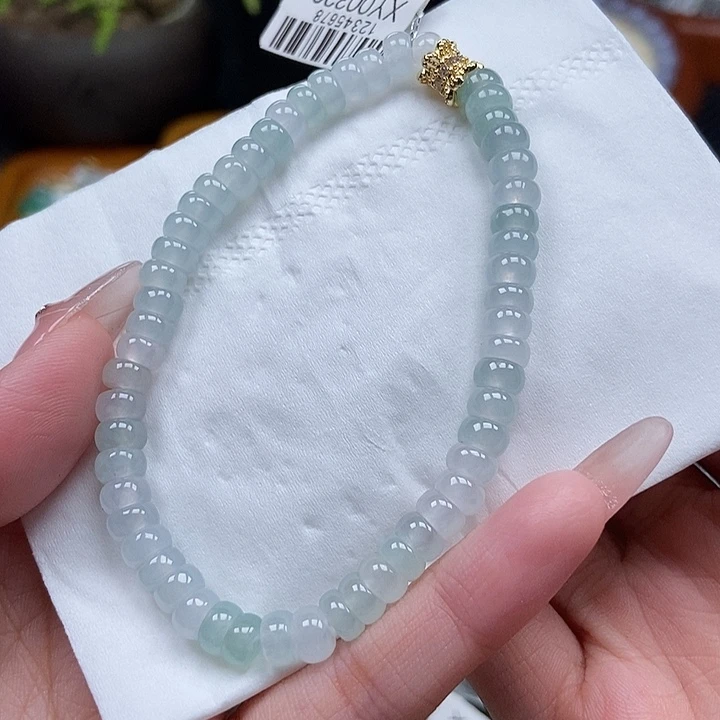 翡翠挂件未镶嵌珠链