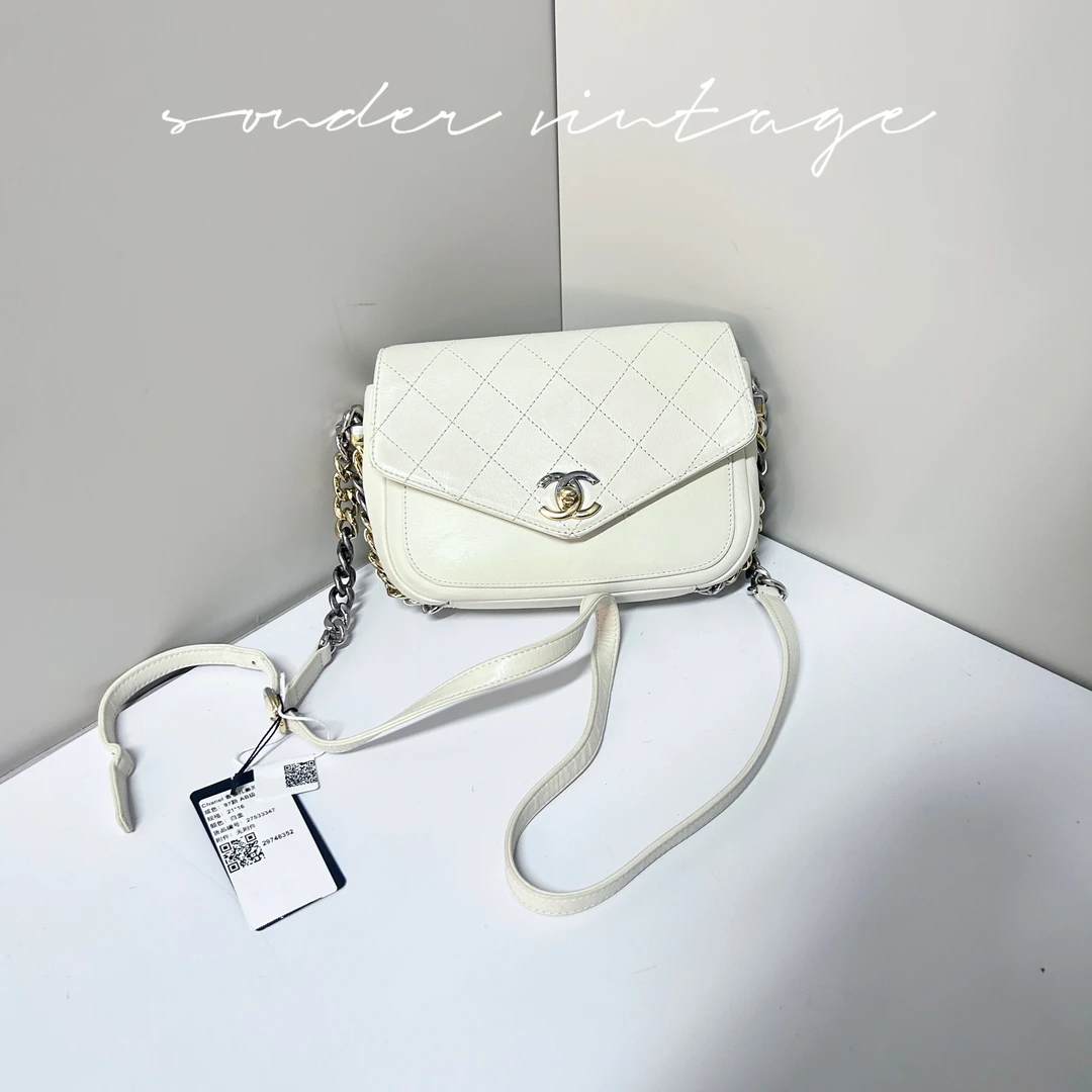 95新 Chanel/香奈儿 chanel白色斜挎包