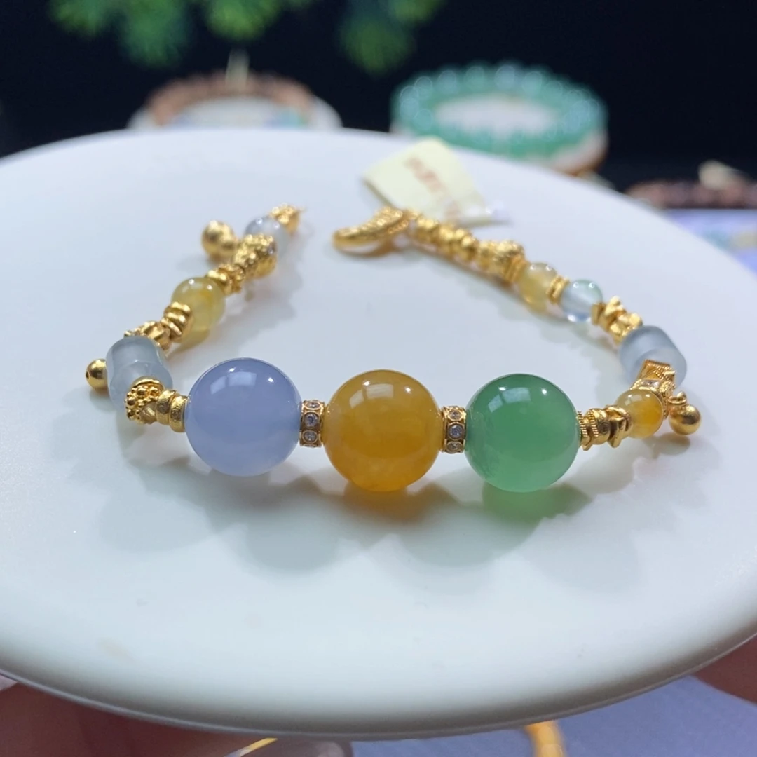翡翠18K金镶嵌颈饰翡翠三彩色系手链