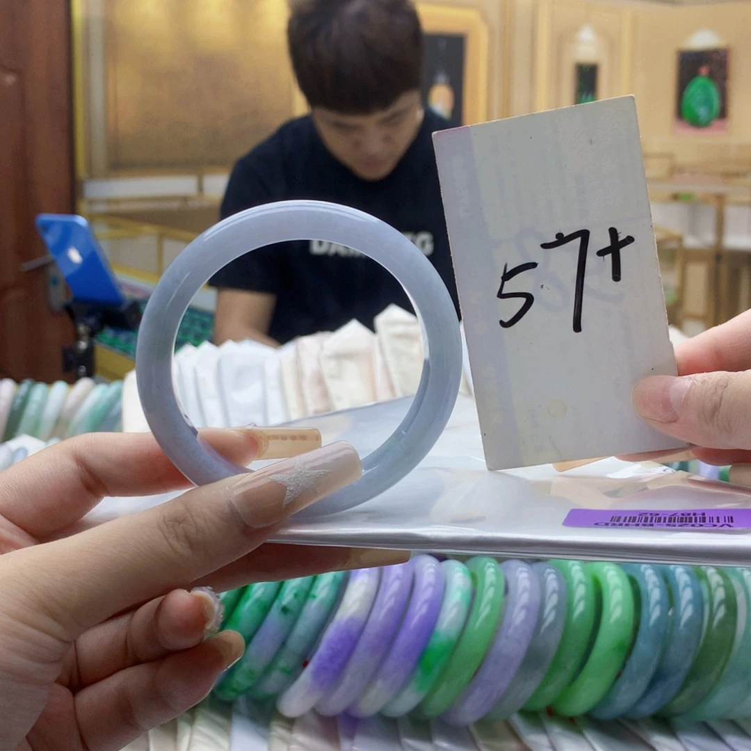 翡翠未镶嵌手镯nn