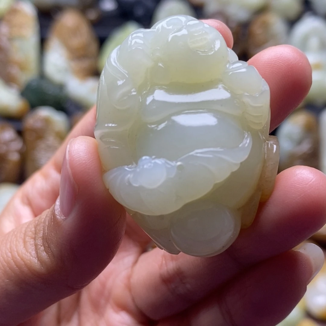 吊坠(不含链)未镶嵌和田玉（糖玉）