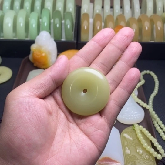 福利款黄色平安扣