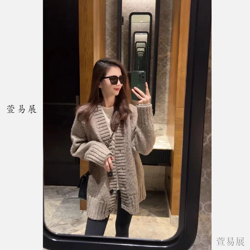 萱易展-秋冬复古温柔慵懒风V领针织毛衣开衫-091410