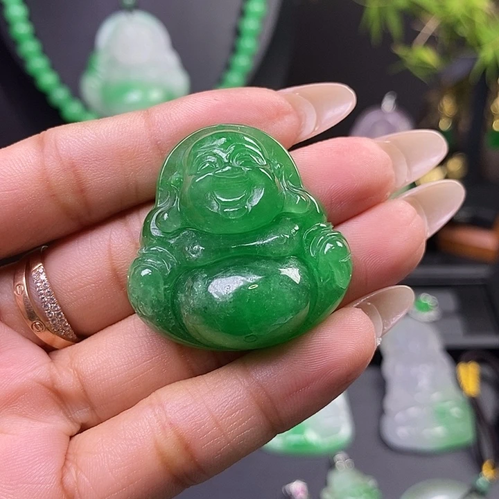 翡翠未镶嵌吊坠(赠链)