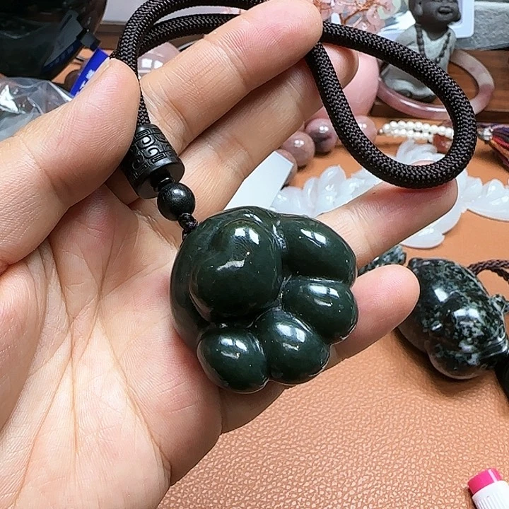 和田玉车挂未镶嵌