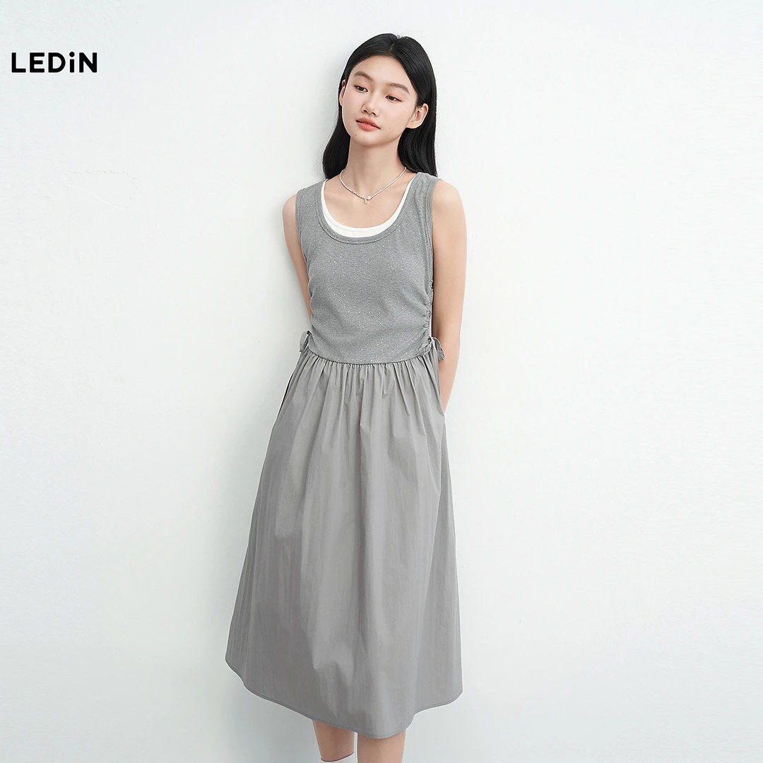 乐町烫银针织拼接轻薄棉感连衣裙2304