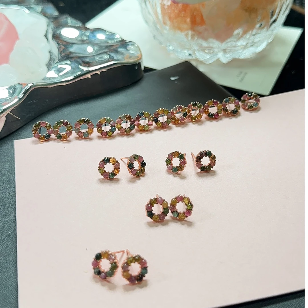 《老猪严选》QT044天然七彩碧玺耳钉S925银针多样性发其一