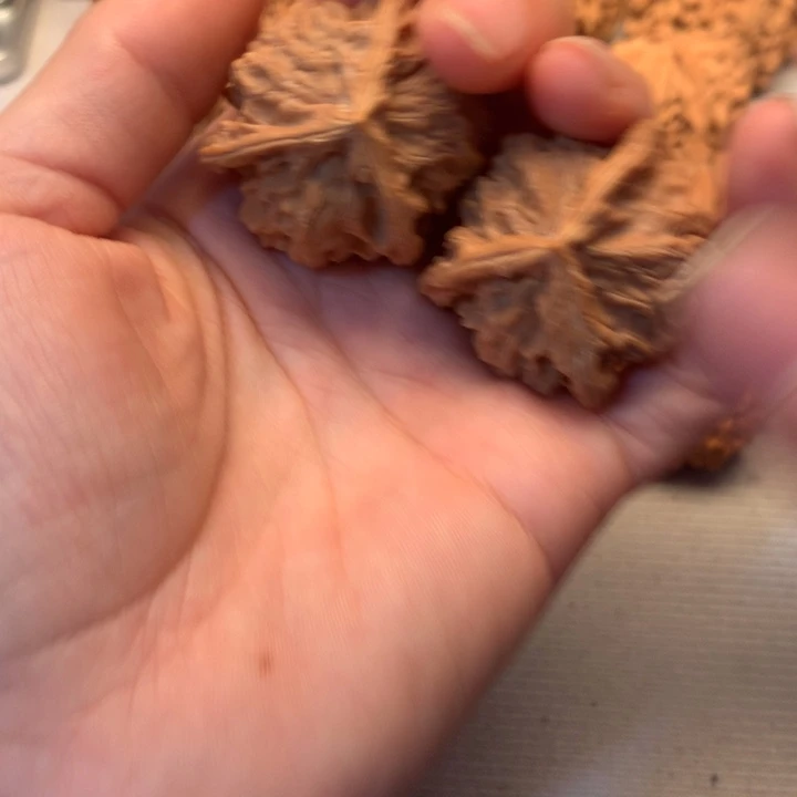 文玩核桃把件盘山三棱38
