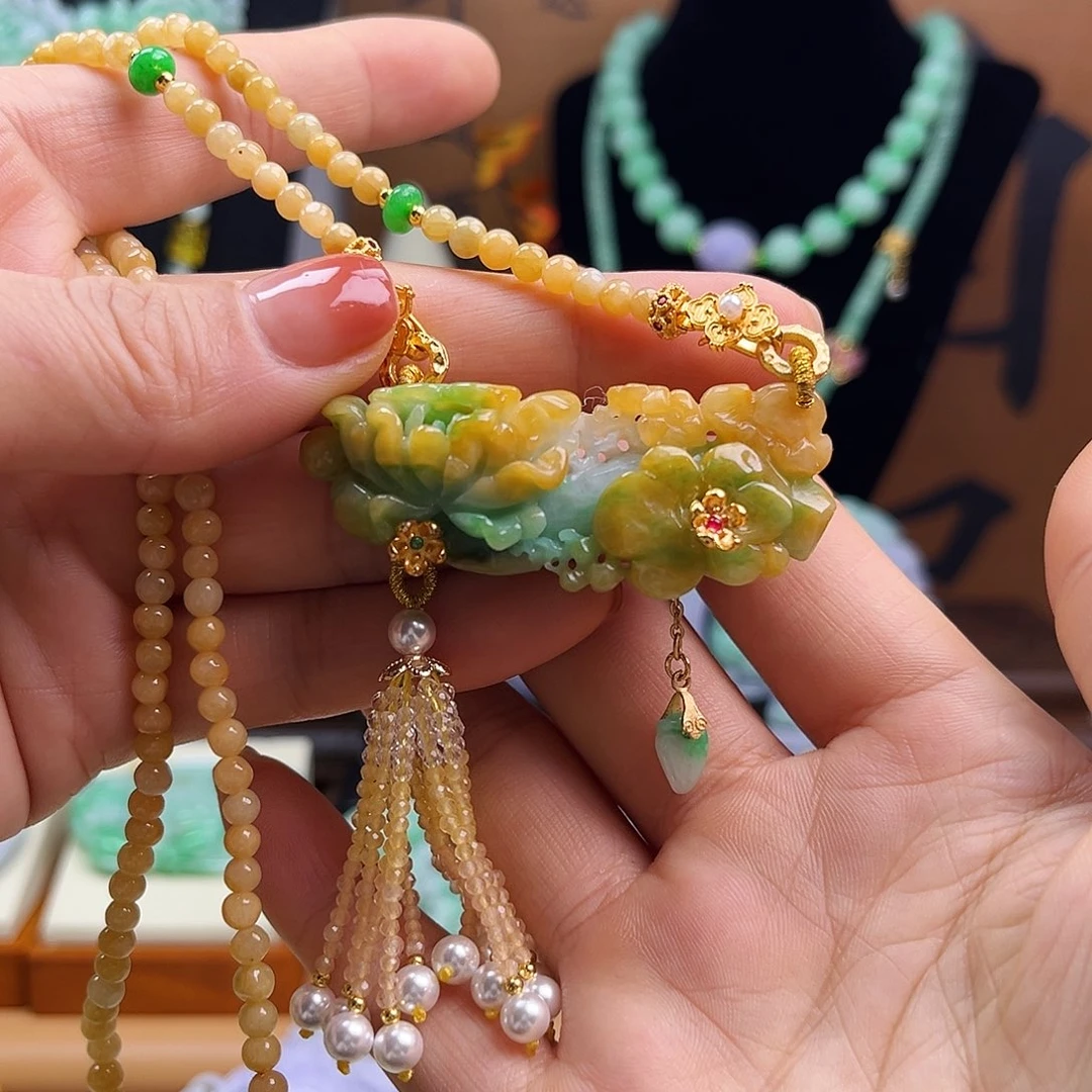 翡翠未镶嵌颈饰天然翡翠