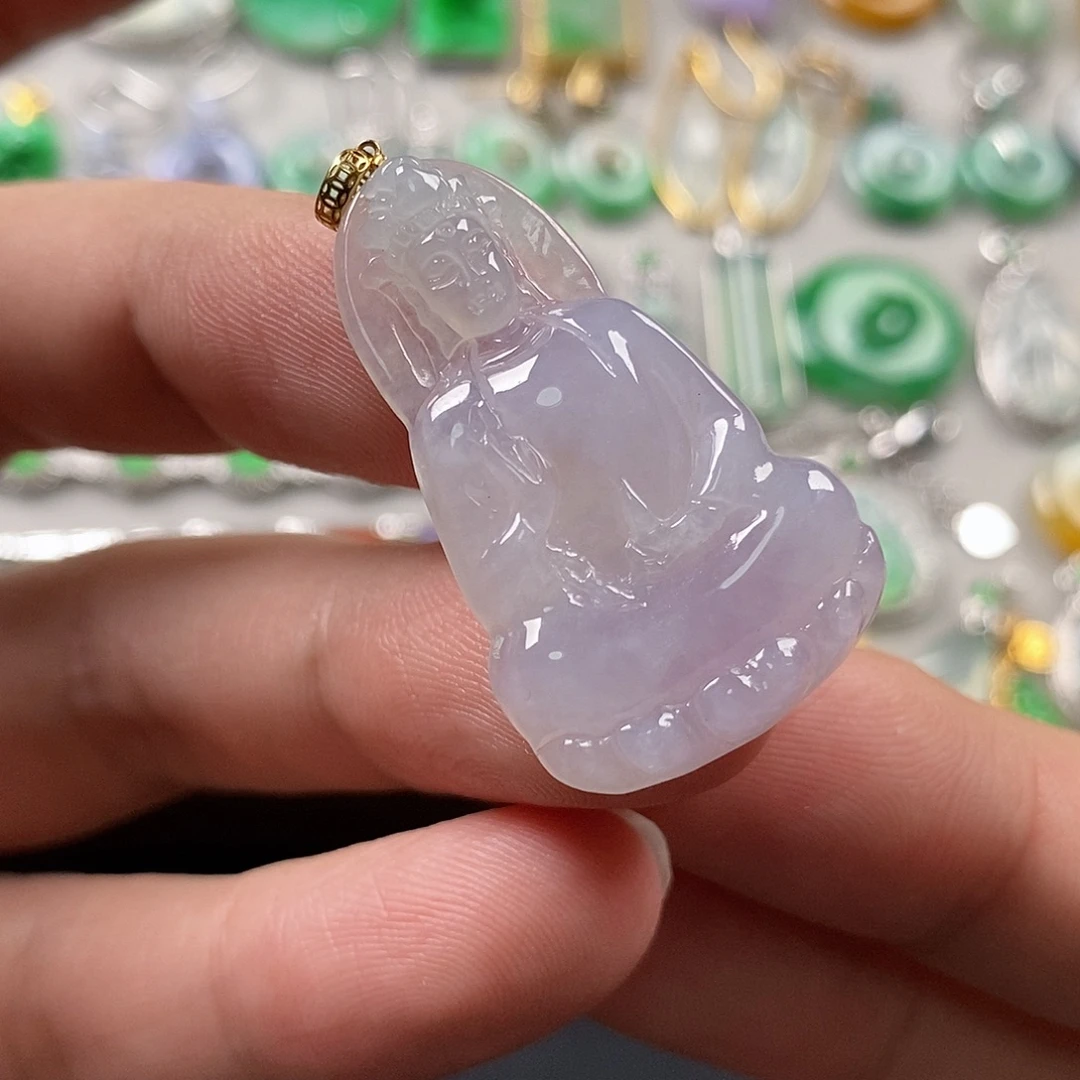 翡翠18K金镶嵌颈饰翡翠