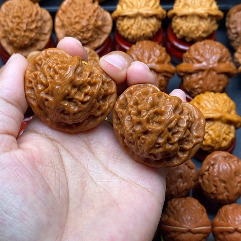 【闪购商品】文玩核桃把件43宫灯