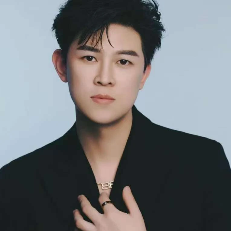 打开小小的盲盒，给您大大的快乐 FXH 香水