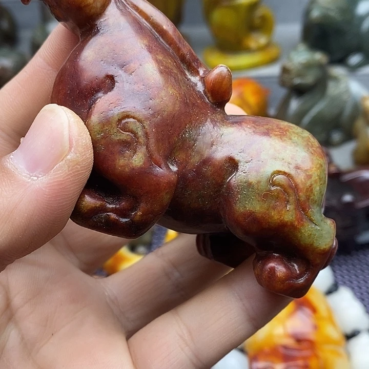 未镶嵌蛇纹石玉颈饰