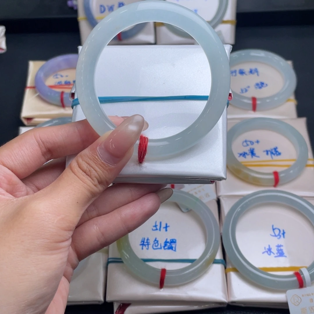 翡翠未镶嵌手镯22号