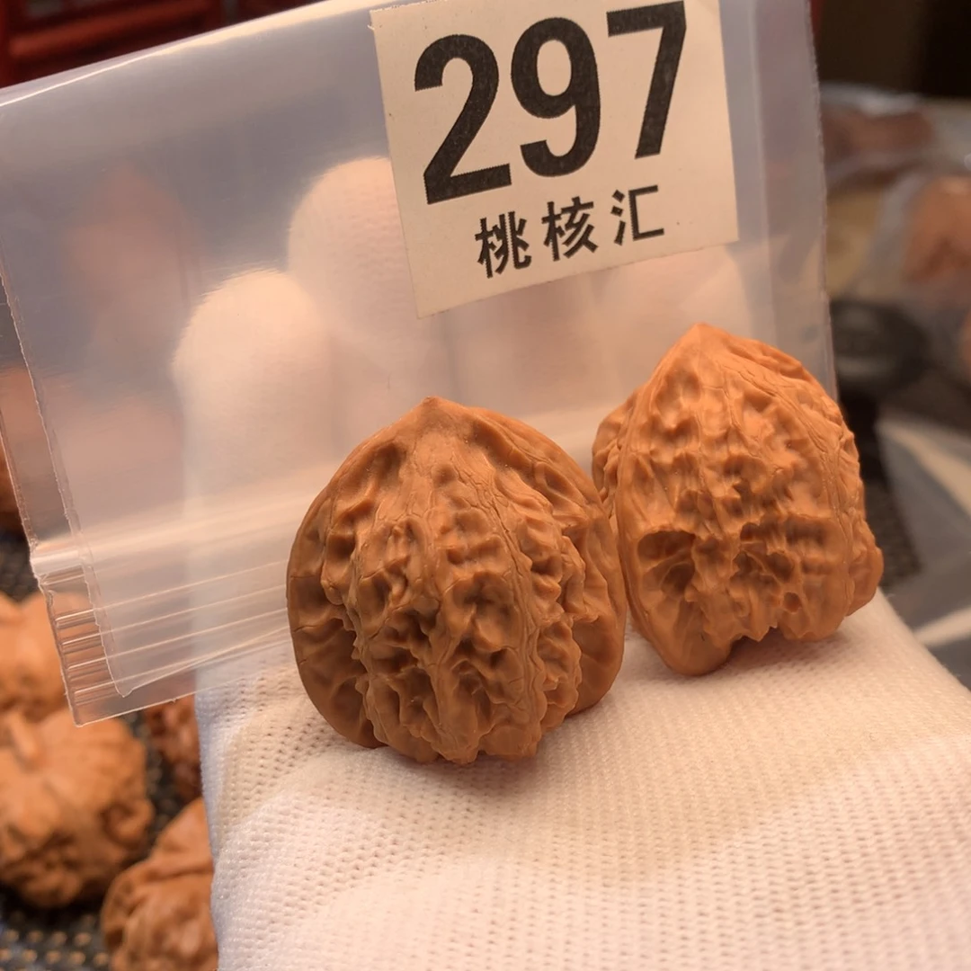 文玩核桃把件只**路野生33