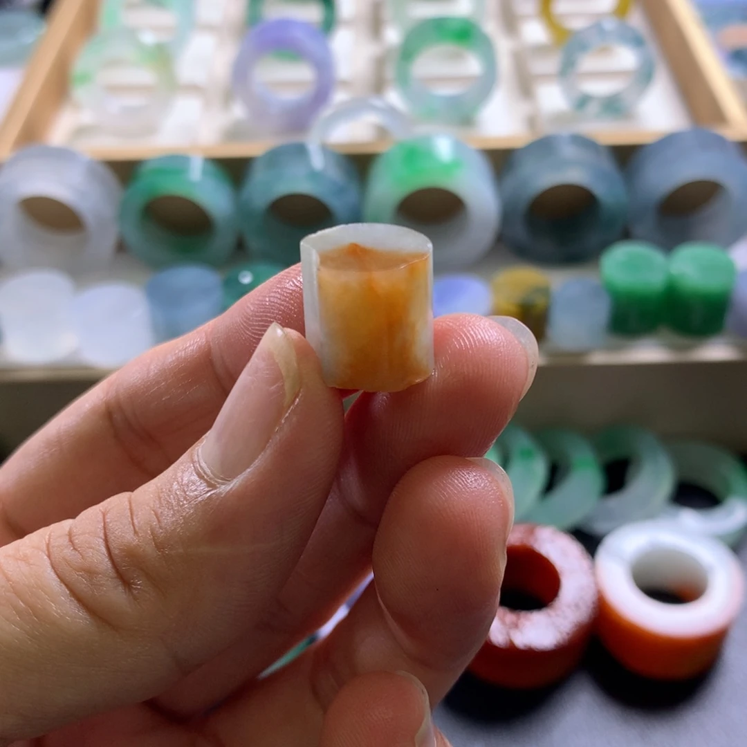 定制翡翠翡翠戒指未镶嵌翡翠